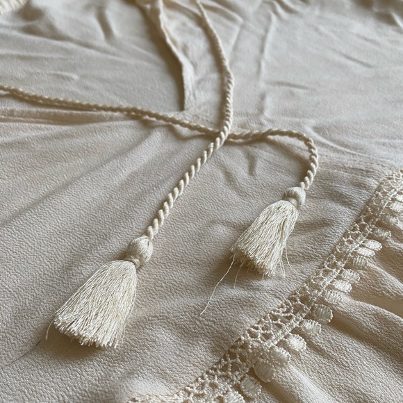 Cream Beachy Dress - Picture 2 of 3